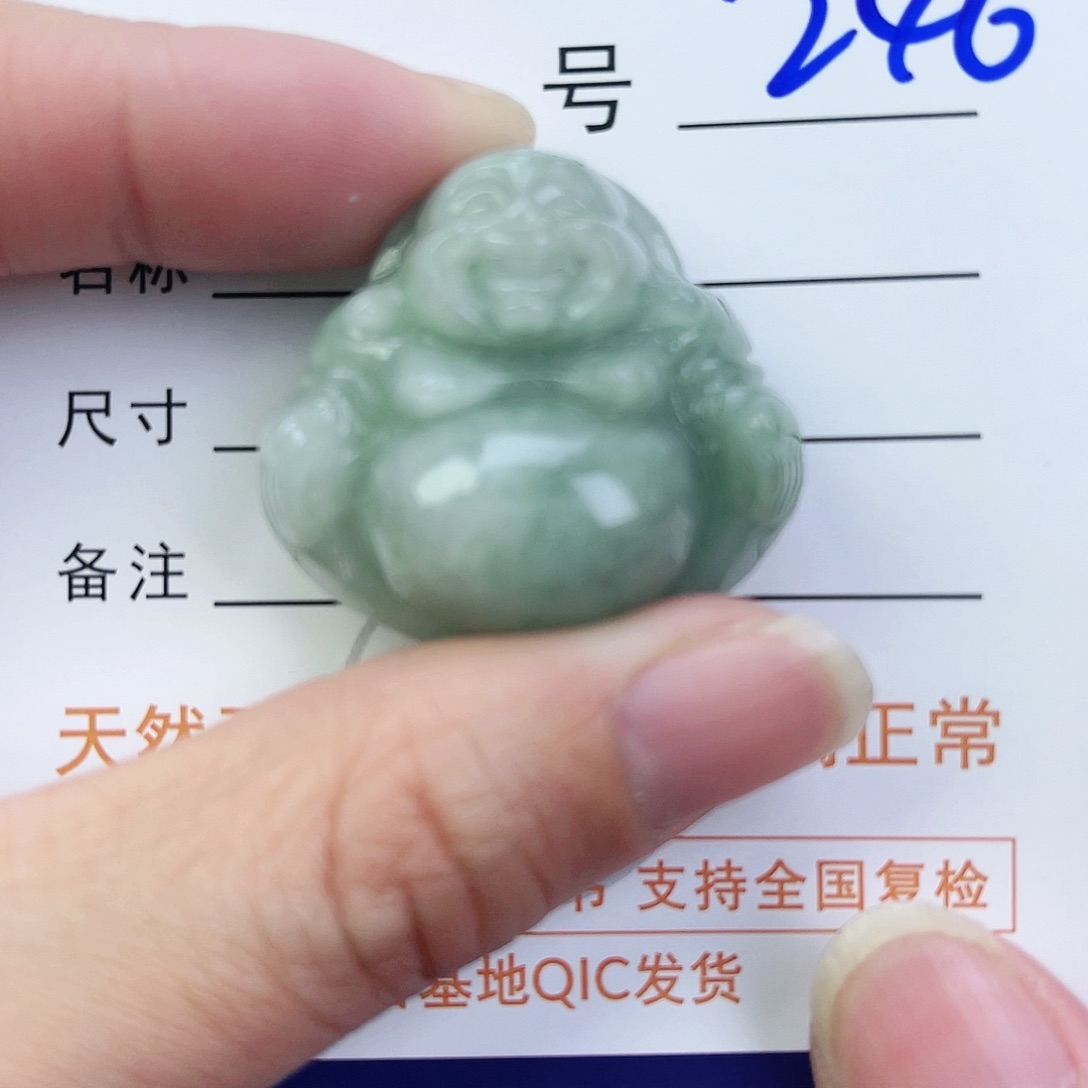 翡翠颈饰未镶嵌佛公246