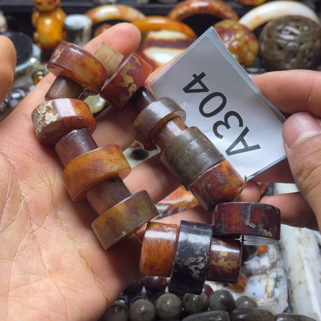 和田玉（糖玉）挂件未镶嵌