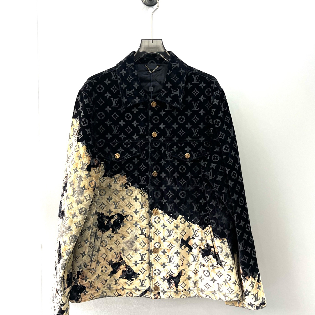 未使用 LouisVuitton/路易威登 火烧云植绒牛仔外套/52码（北京）