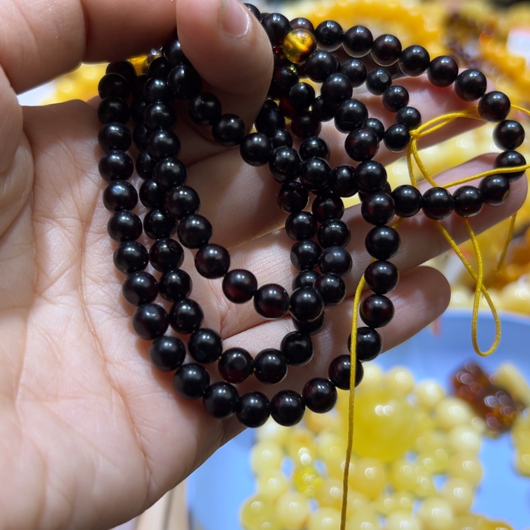 琥珀珠宝奇石未镶嵌