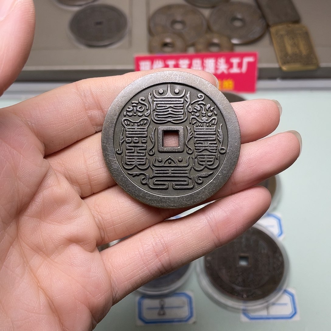 臣***爸一物一拍，现场下单