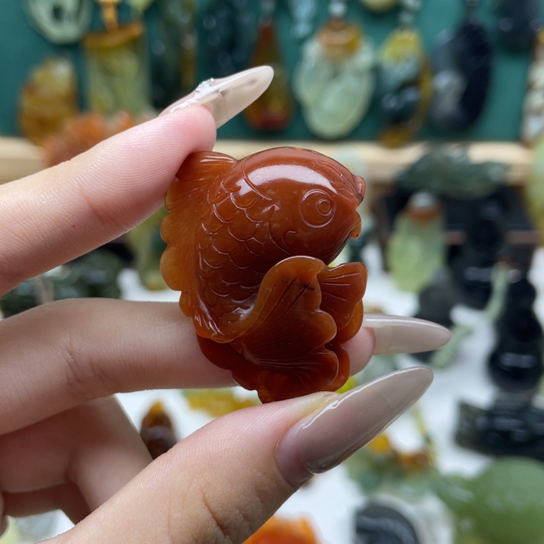 蛇纹石玉合金颈饰