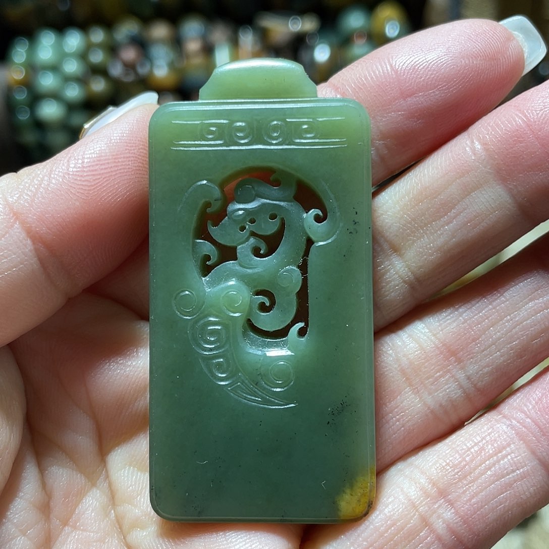 岫岩河磨玉（透闪石质玉）挂件未镶嵌潮*