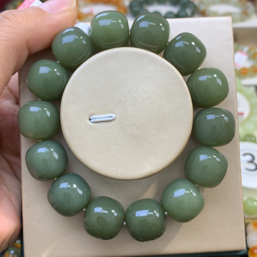 和田玉未镶嵌手链