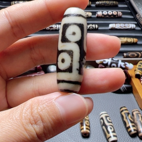 玛瑙/玉髓颈饰未镶嵌自*人