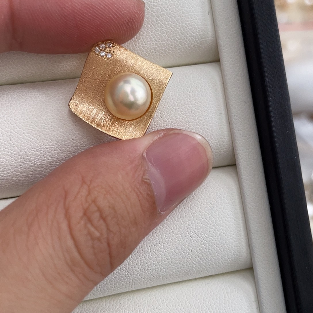 银S925镶嵌海水珍珠吊坠(不含链)