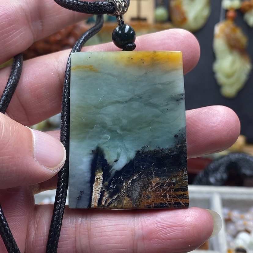 【闪购商品】蛇纹石玉吊坠未镶嵌