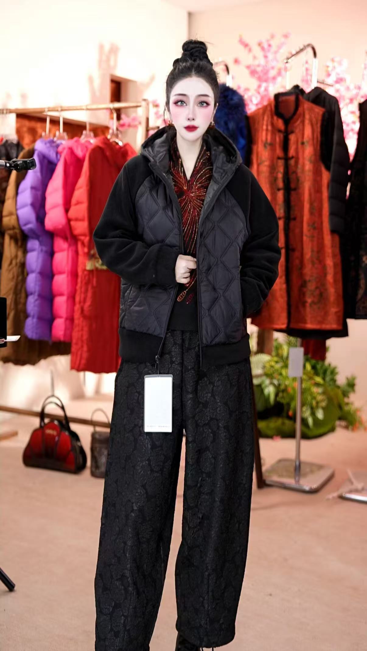 连帽小蛮腰棉服女欧版简约潮牌秋冬插肩袖拼接夹克棉袄外套