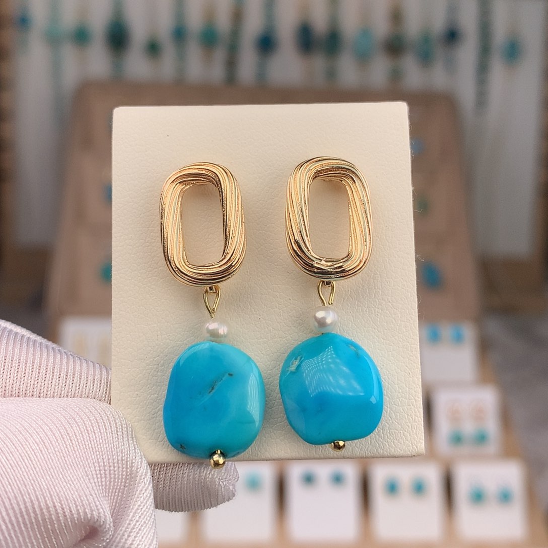 绿松石未镶嵌耳饰