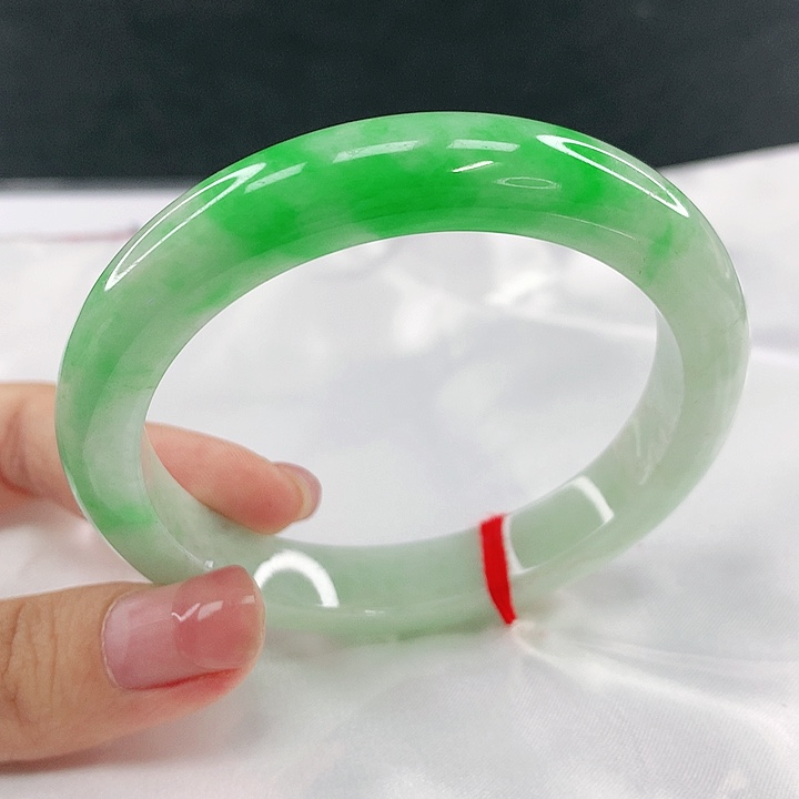 翡翠未镶嵌手镯圈55.6，54032