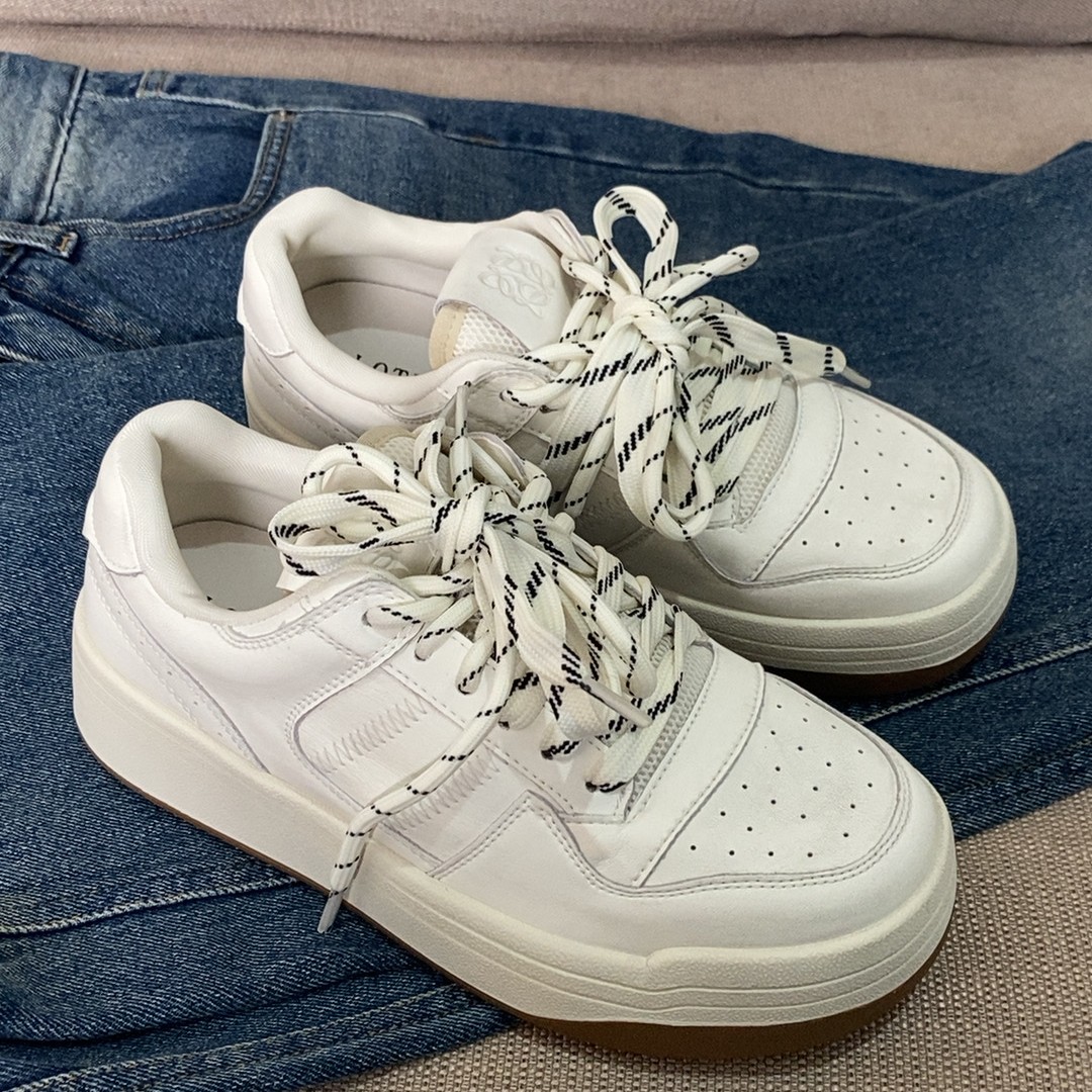 秋冬穿搭厚底拼色板鞋休闲鞋女鞋透气时尚运动鞋擦色脏脏鞋