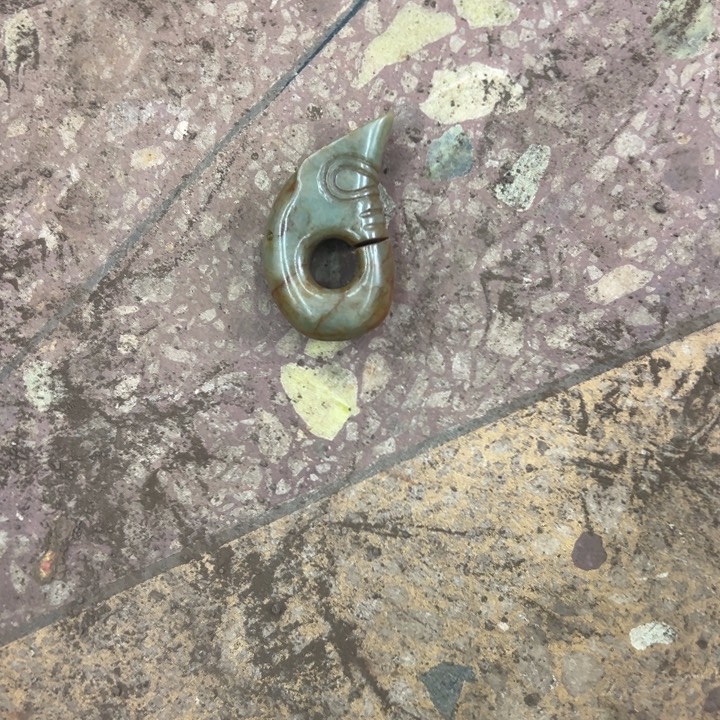德***师和田玉（青玉）未镶嵌把件