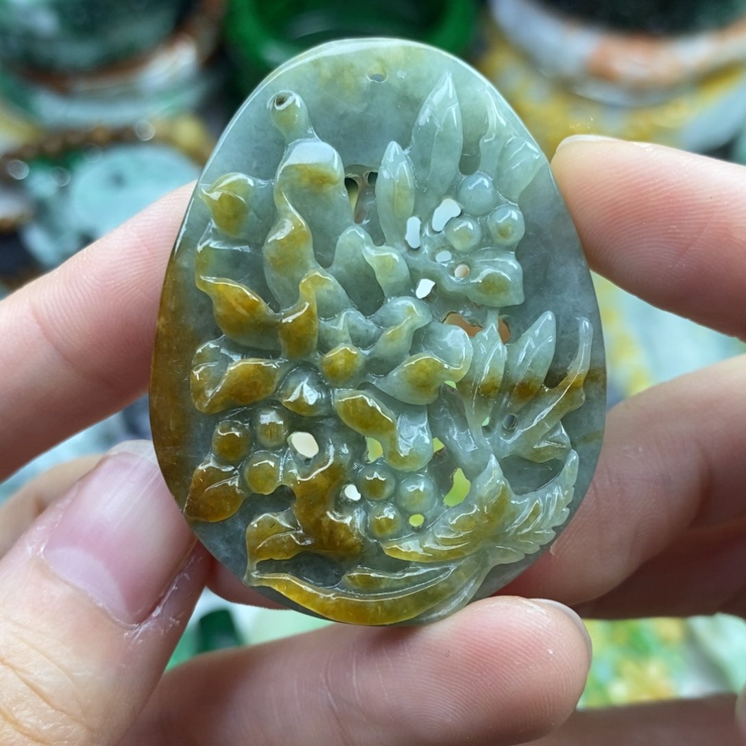 颈饰未镶嵌翡翠吊坠
