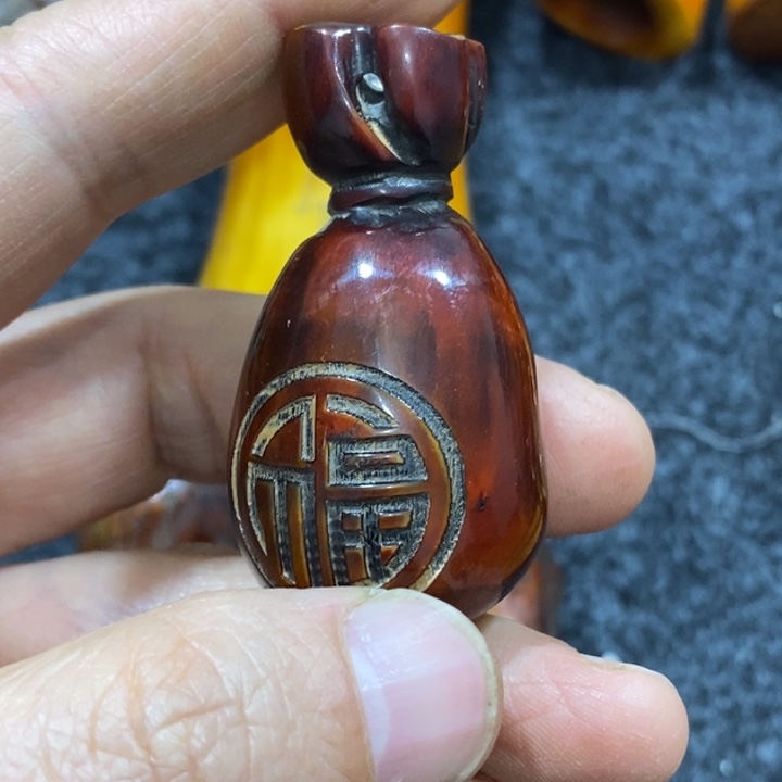 滴血莲花菩提吊坠