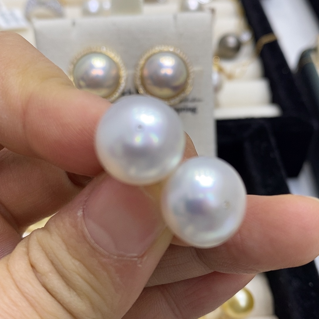海水珍珠耳饰18K金镶嵌