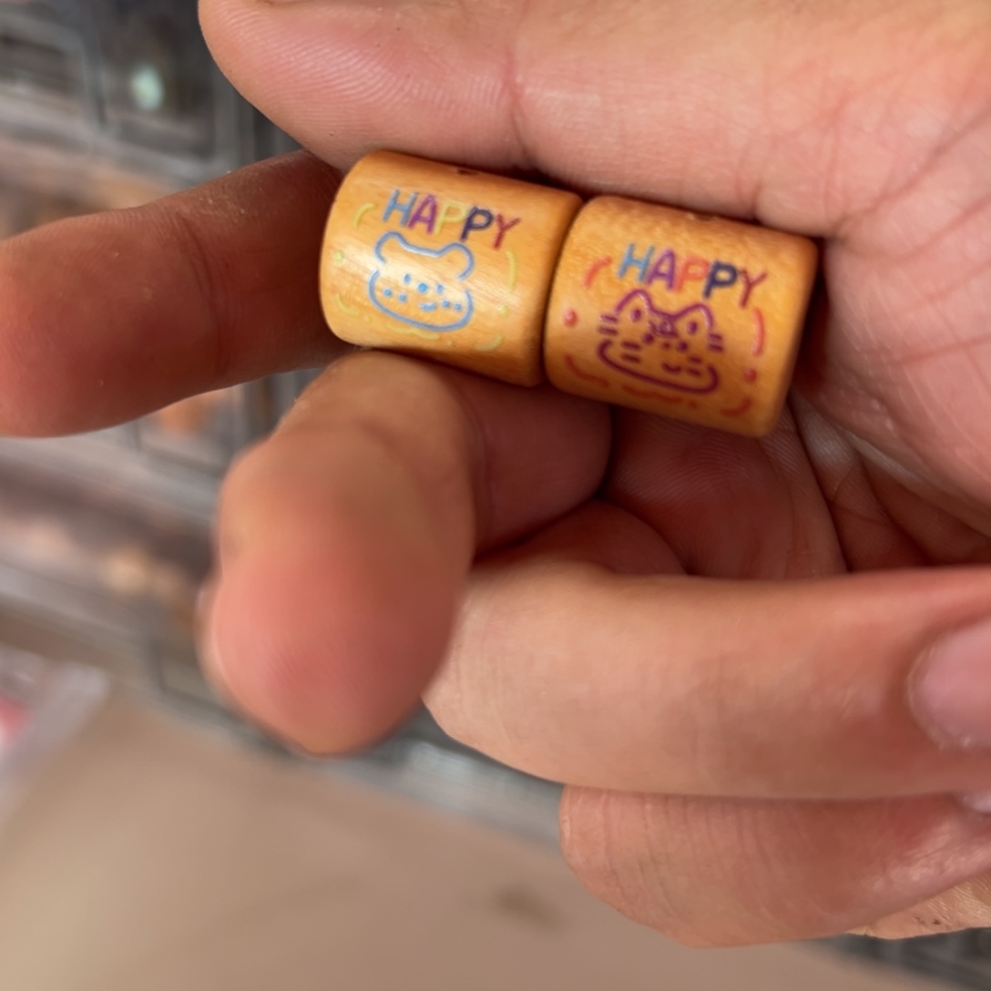 只买单纯的吊坠，没带链子，属的性质。