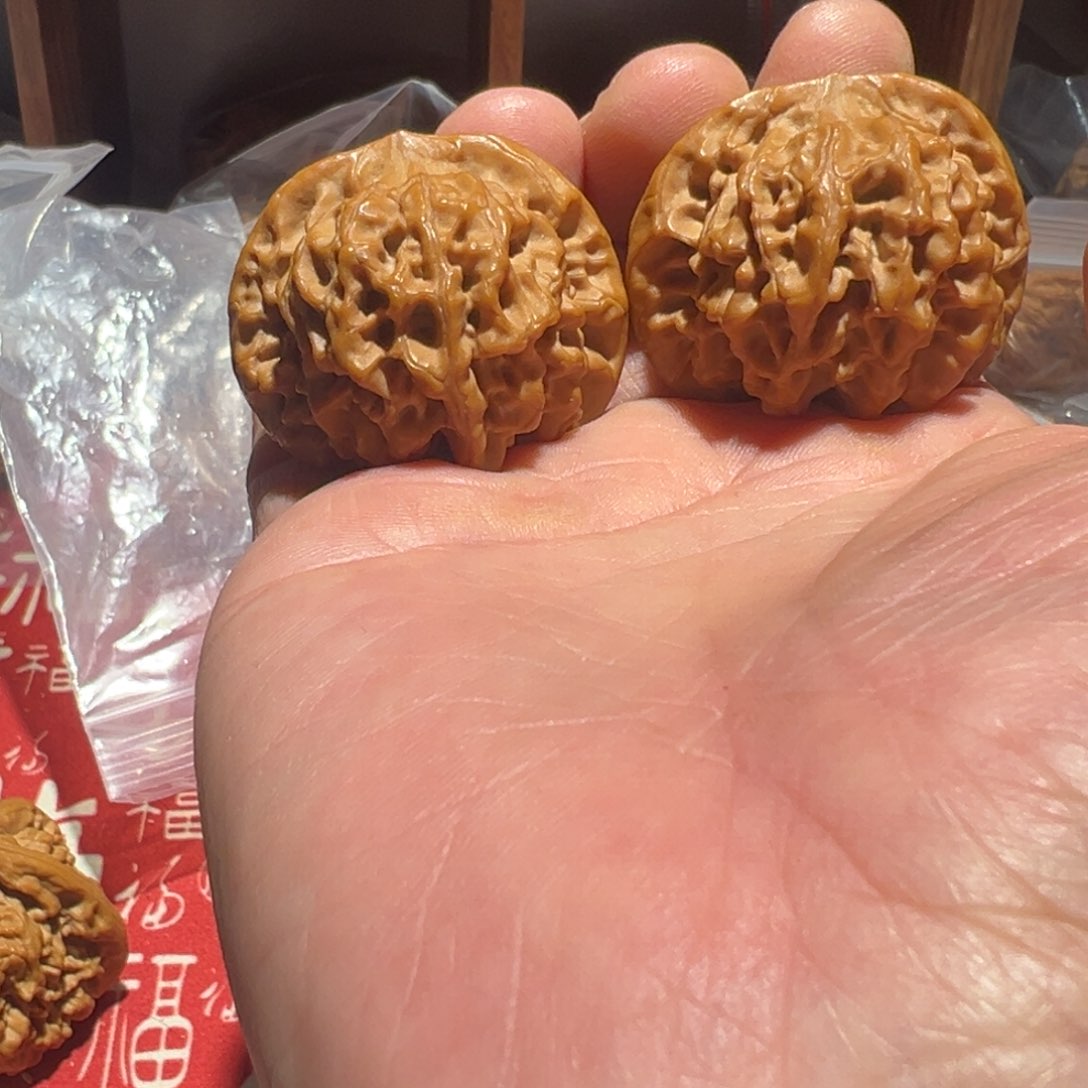 文玩核桃吊坠真*错秦闷