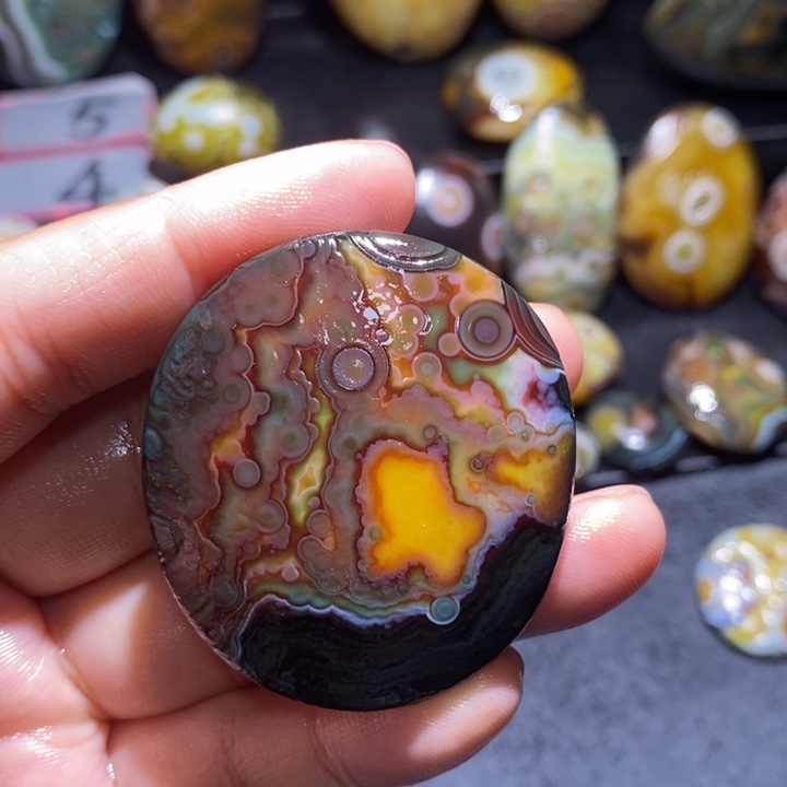 玛瑙/玉髓未镶嵌珠宝半成品13