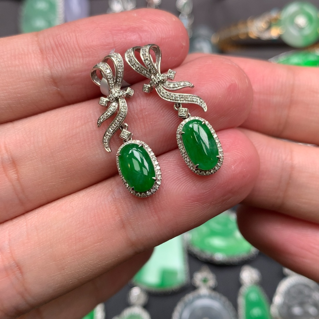 翡翠18K金镶嵌耳饰