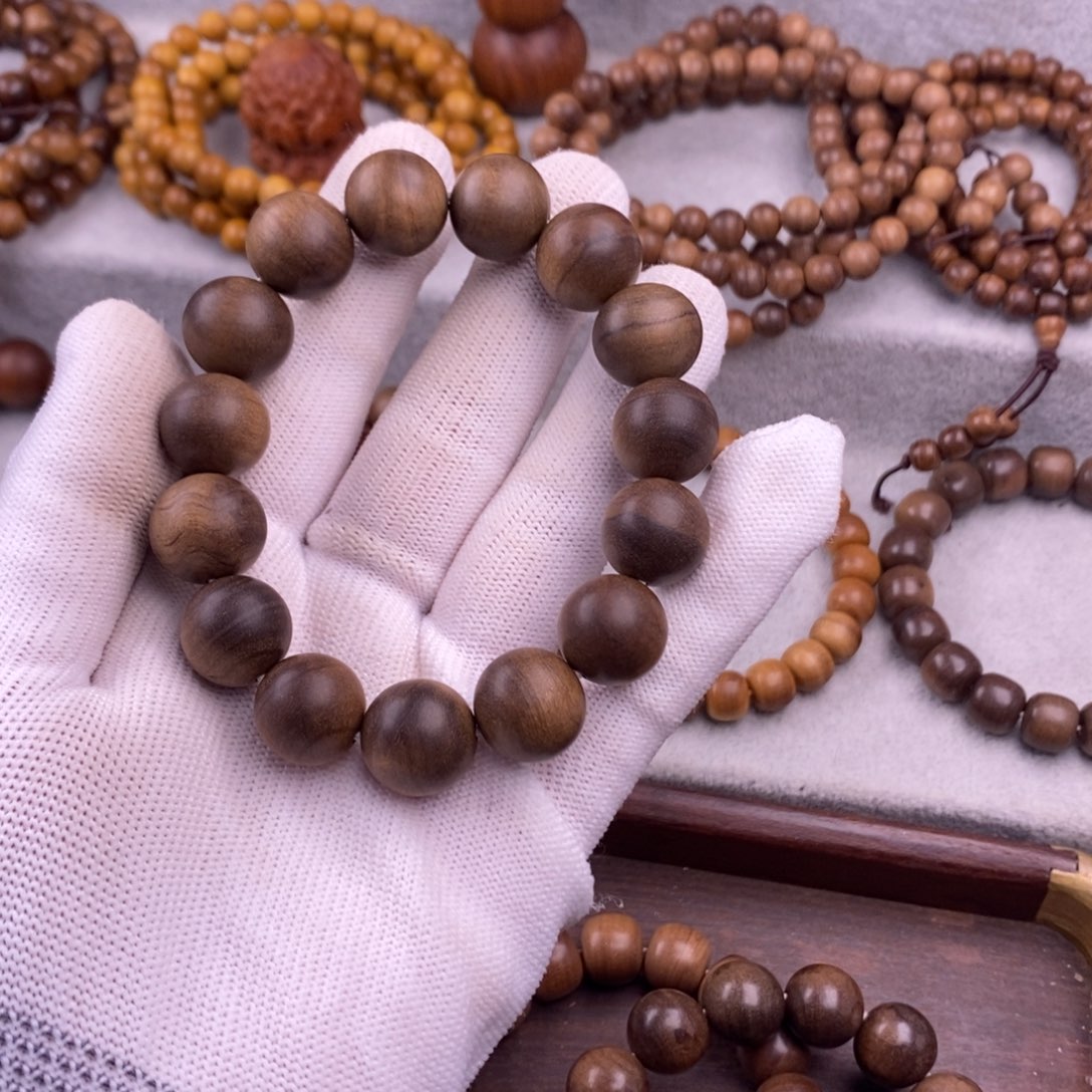 仙***馆手串/手链檀香木1.5黑肉微瑕沉水奶香正区老山檀