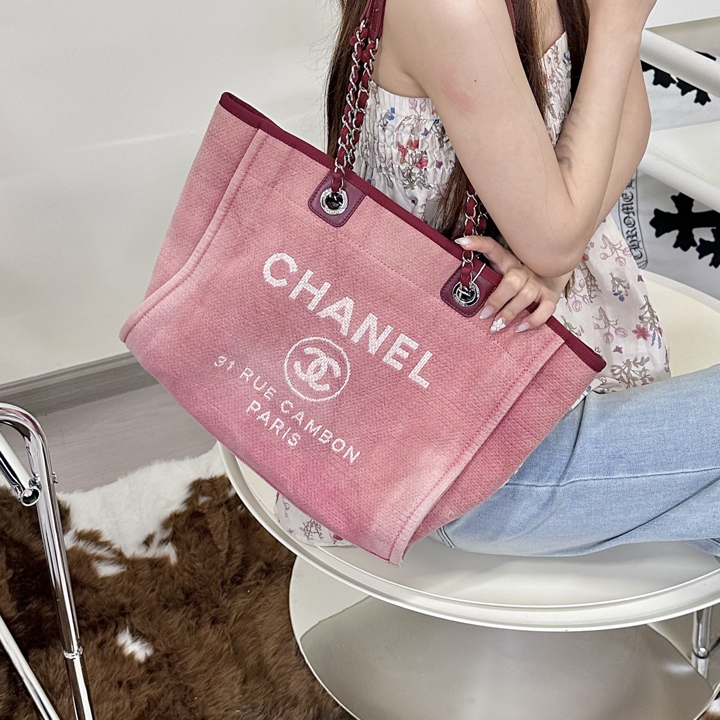 95新 Chanel/香奈儿 chanel 樱花粉沙滩单肩包K
