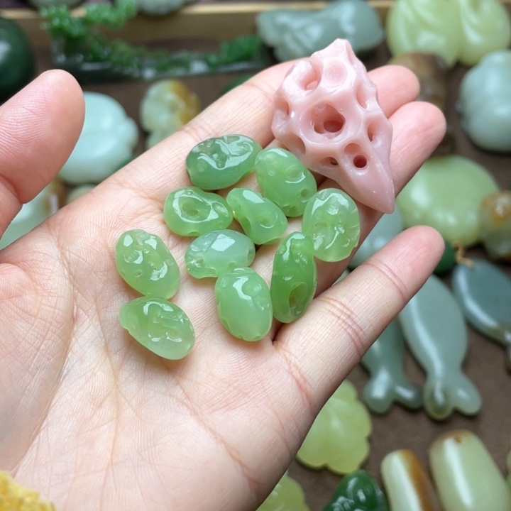 【闪购商品】颈饰未镶嵌和田玉墨*璟