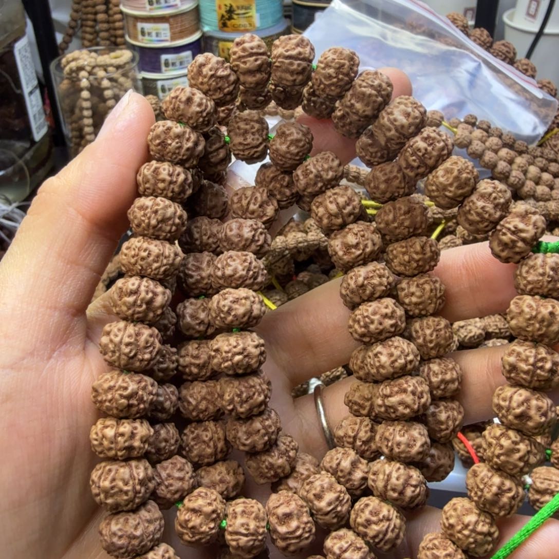 狂****金刚菩提吊坠航母梅花刹车片1条  保全品手持