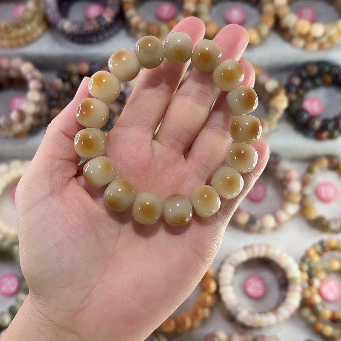 吊坠菩提根/象牙果