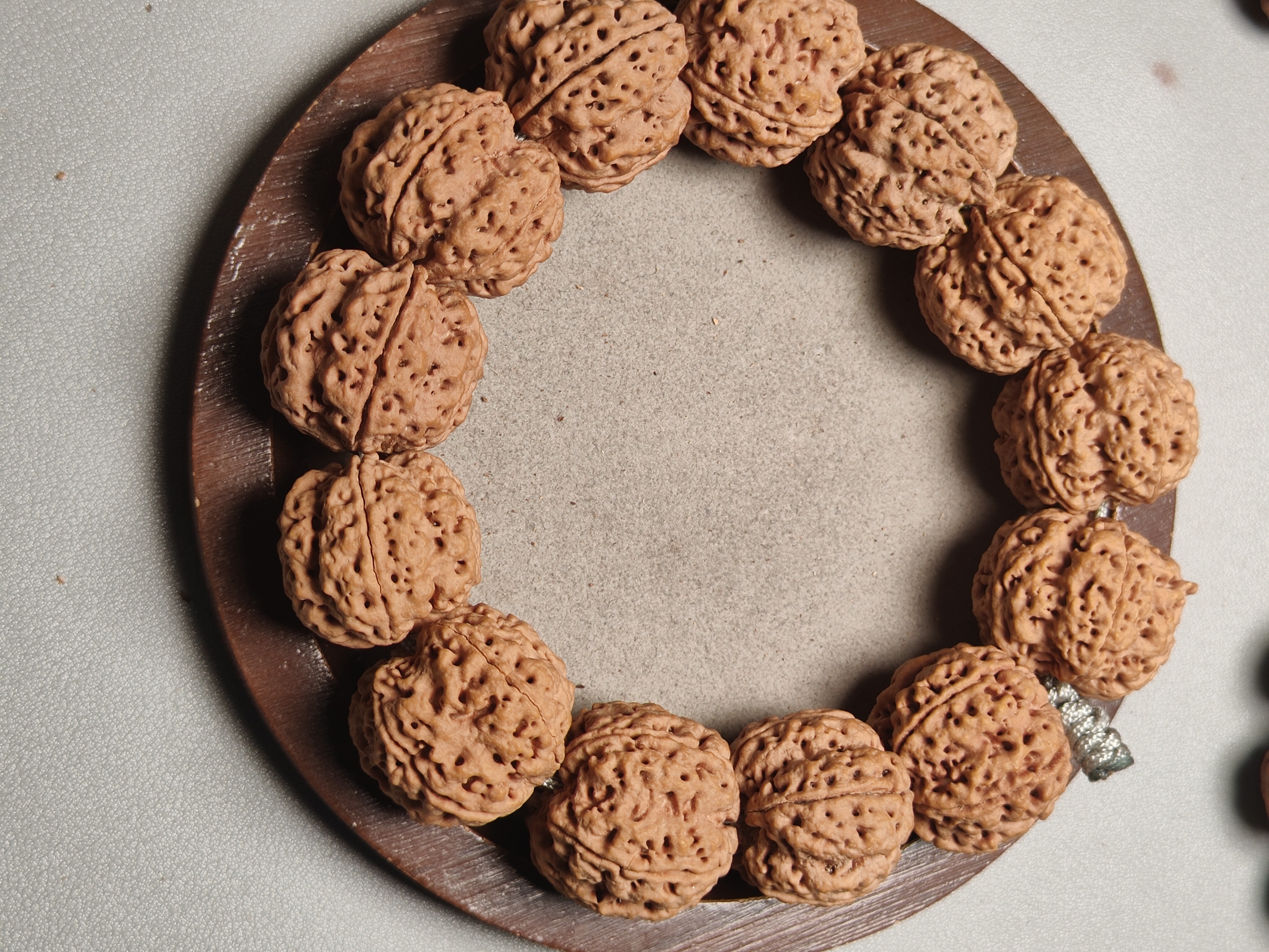 30尺寸，梁产蜂王