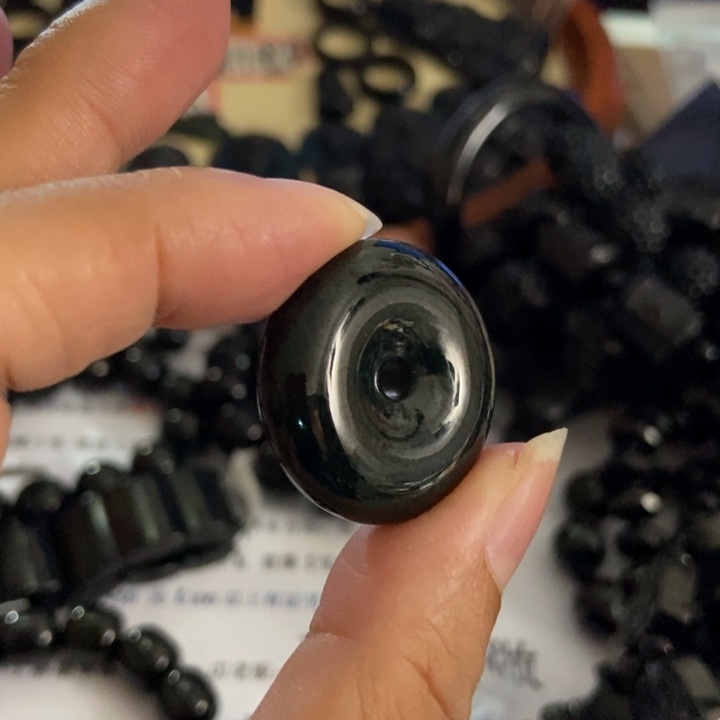 翡翠未镶嵌颈饰墨翠半透翠