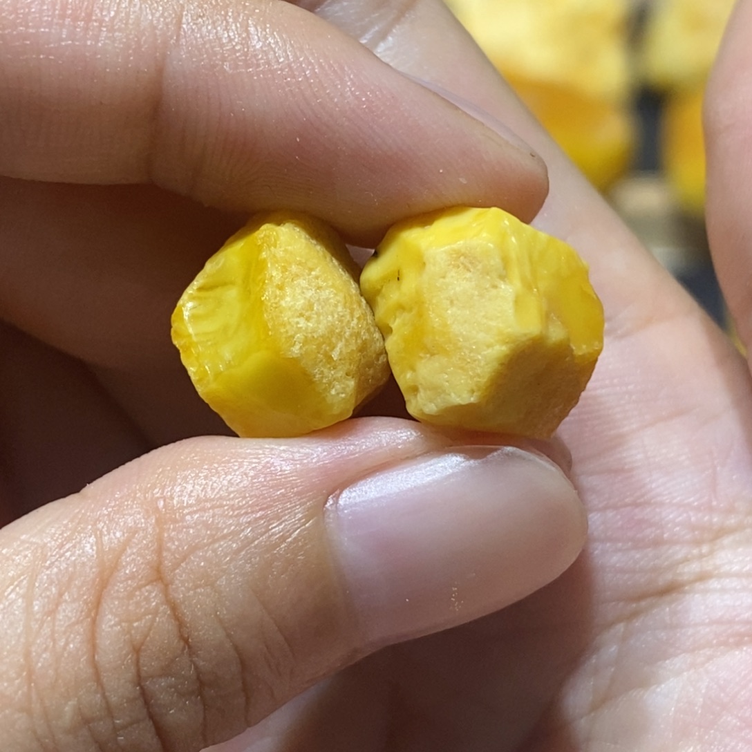 定制琥珀未镶嵌蜜蜡原石