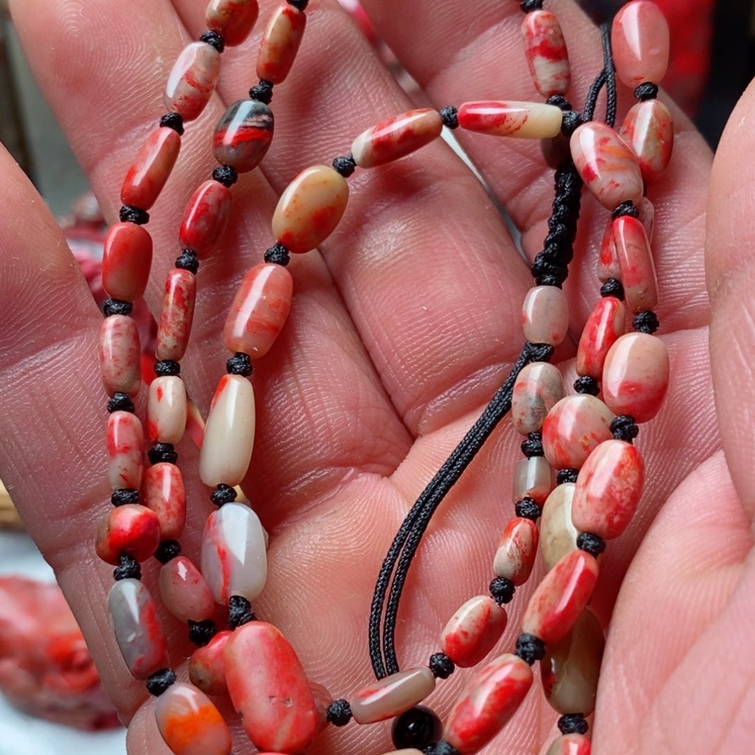 昌化鸡血石昌化鸡血石项链