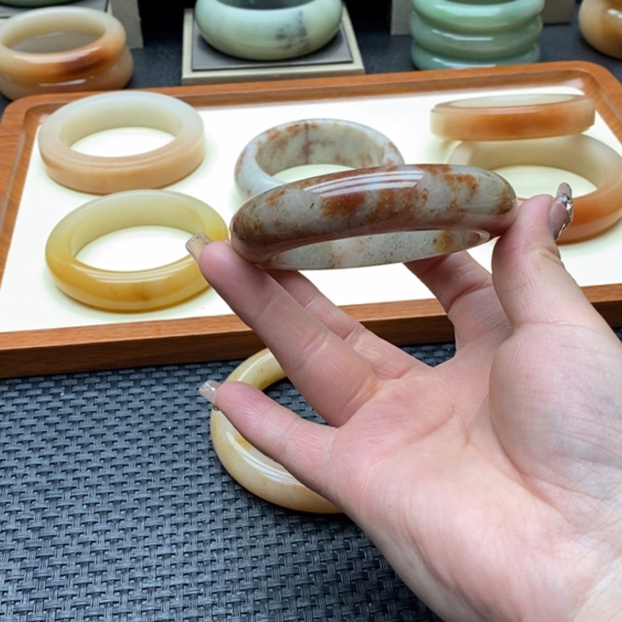 【闪购商品】石英质玉规格未镶嵌小*