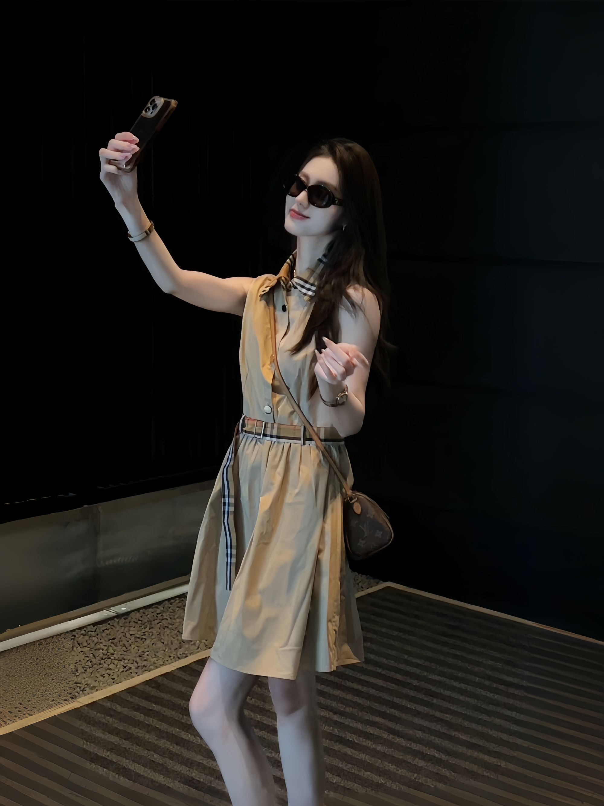 【HanHan】春夏2025新款高级感设计时尚高端连衣裙614-LYQ/285-3712
