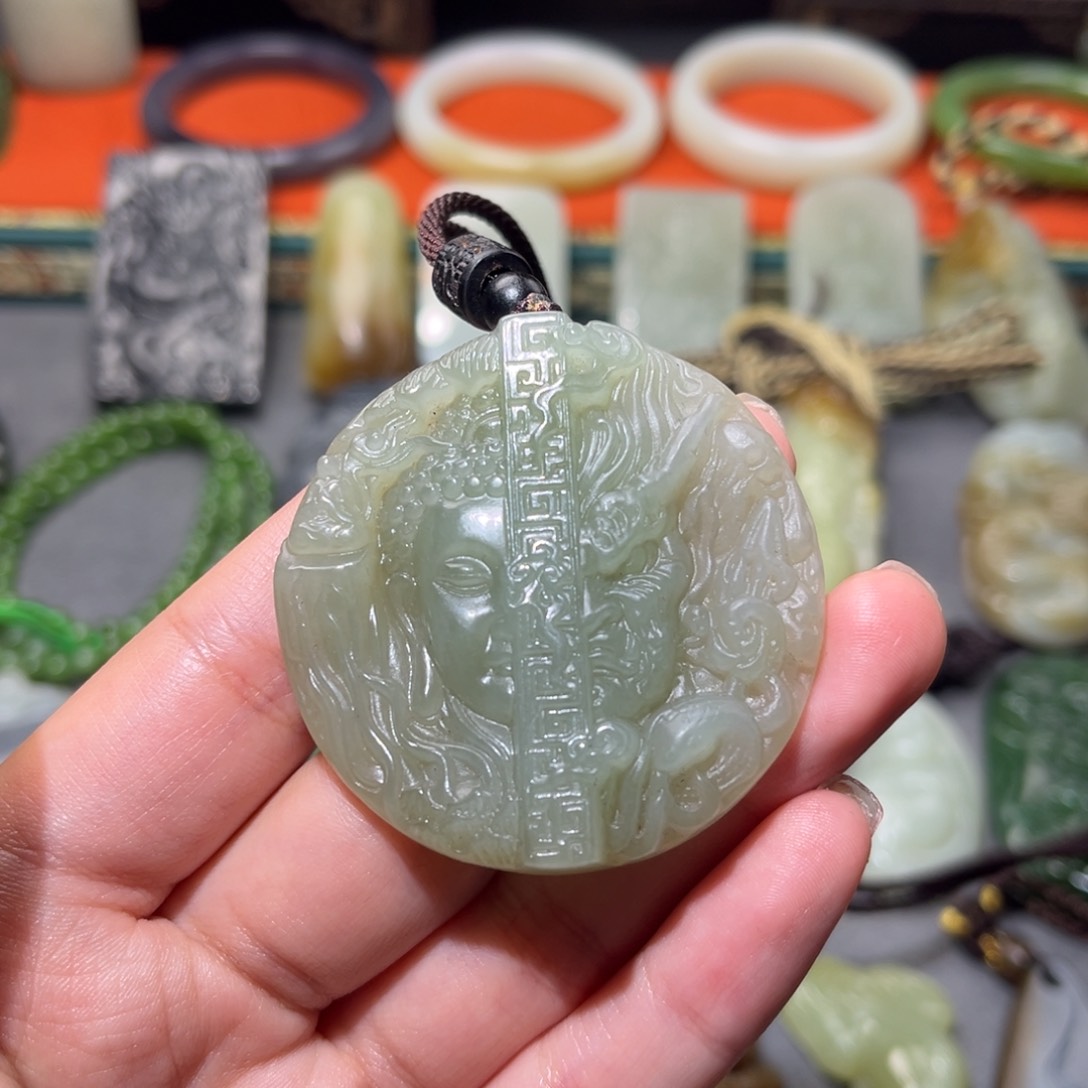 和田玉挂件未镶嵌