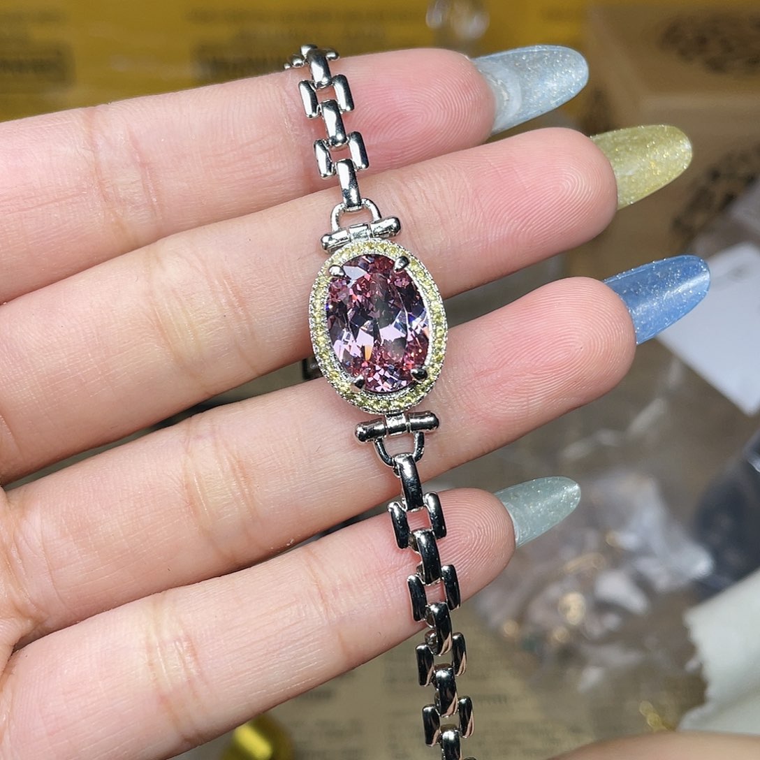 【闪购商品】合金查罗石楼兰美女