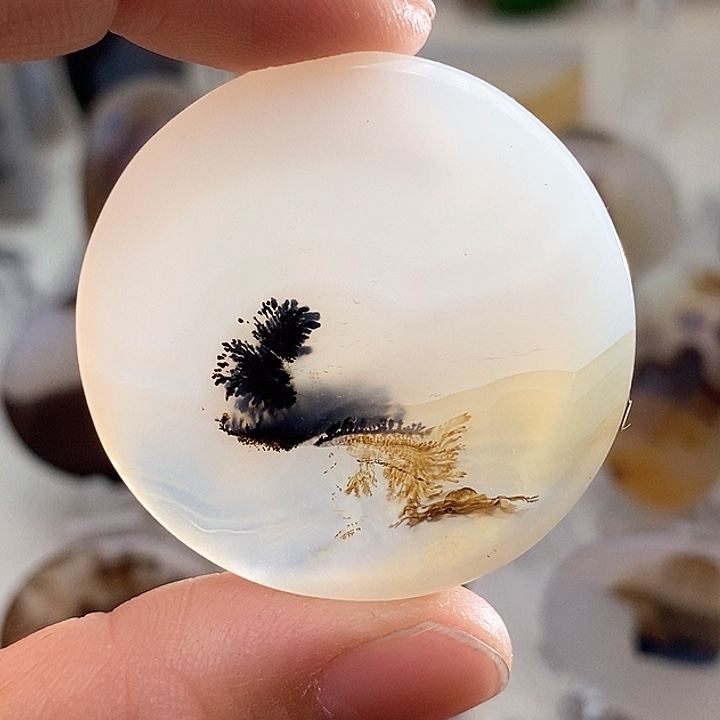 玛瑙/玉髓颈饰未镶嵌