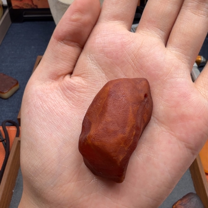 蜜蜡未镶嵌吊坠(赠链)