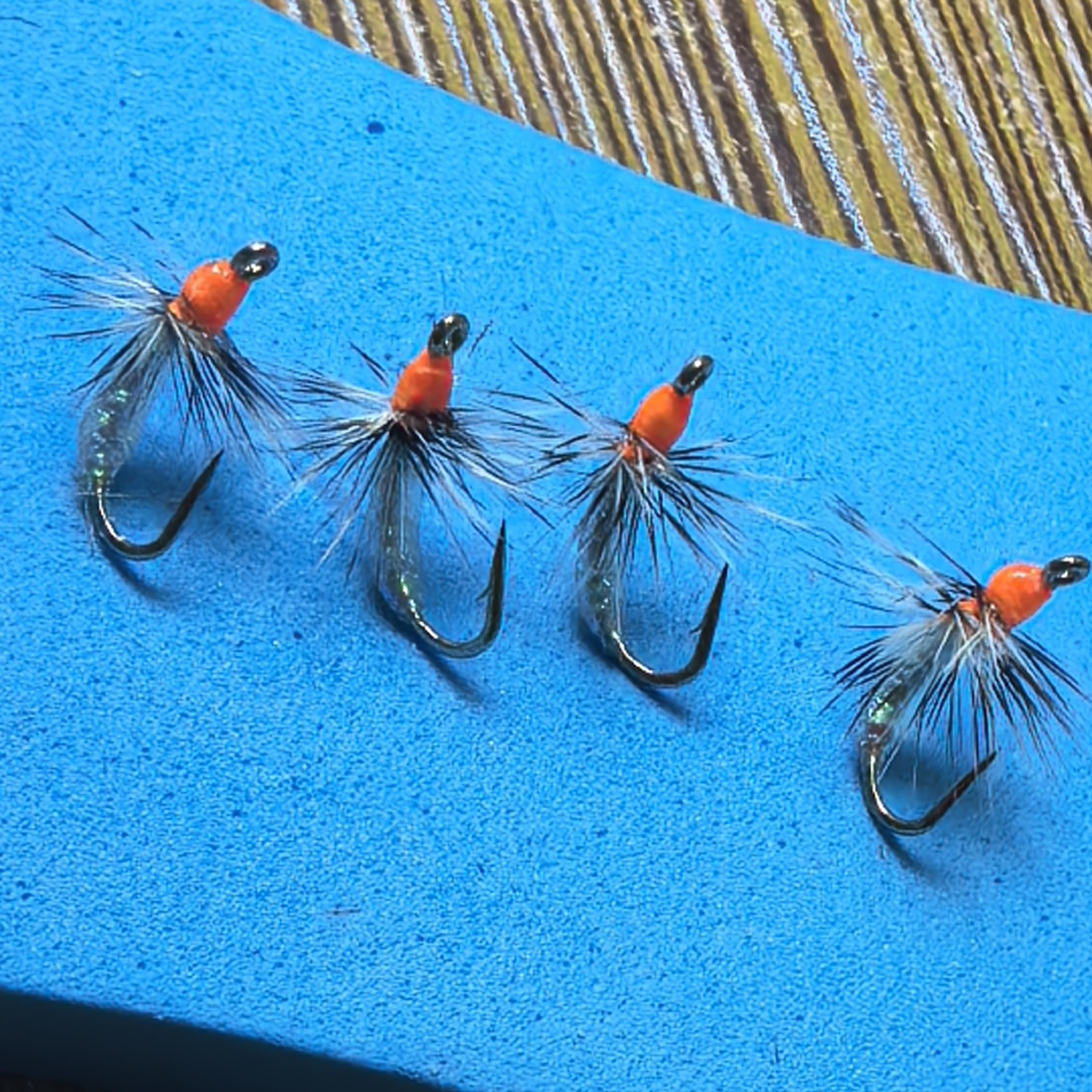 闪光炫彩鱼鳞蚊飞蝇钩溪流路亚白条马口生鱼饵微物餐条桃花专用