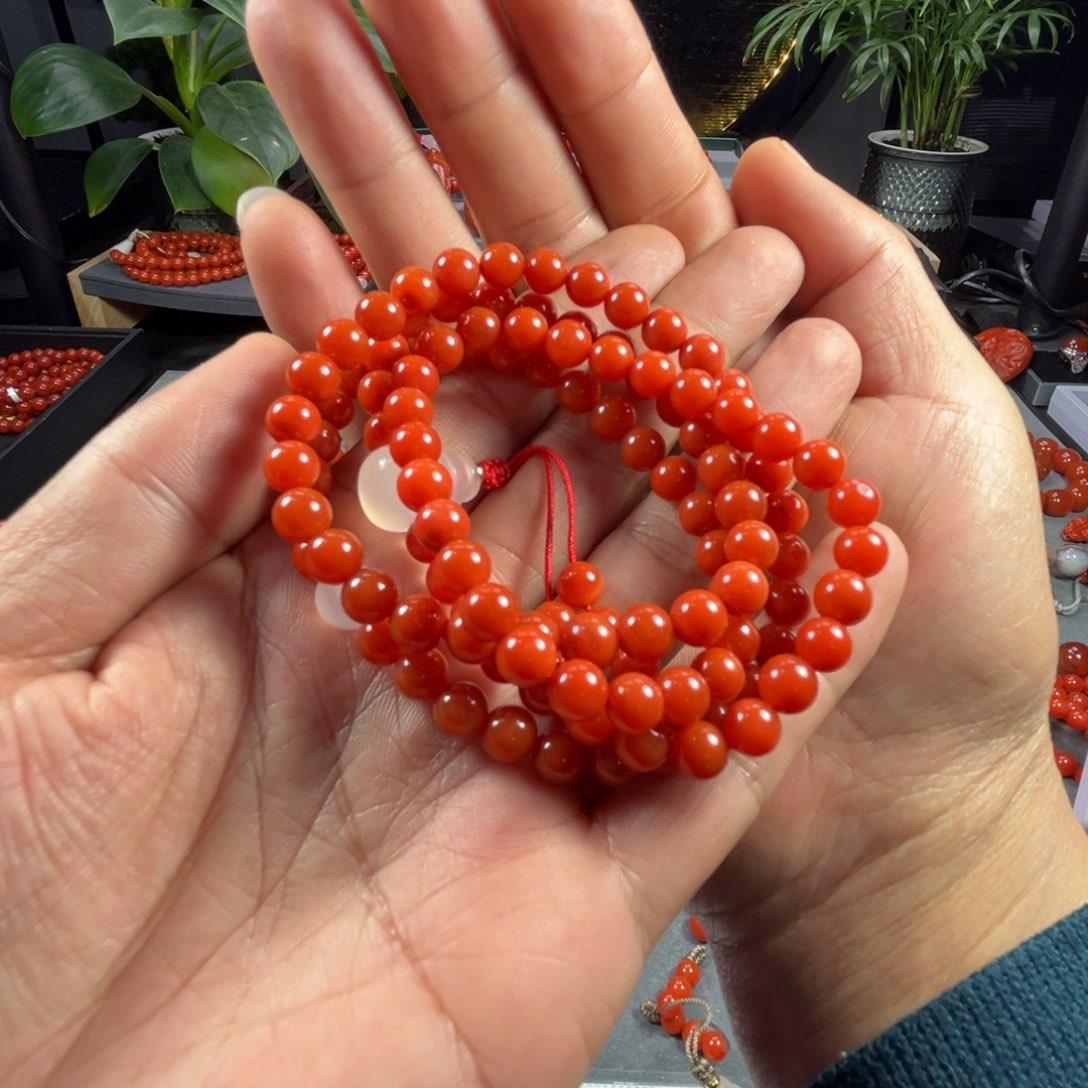 南红玛瑙手链未镶嵌十**美
