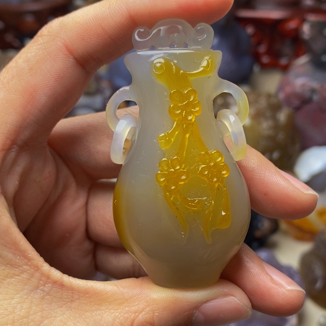 玛瑙/玉髓手把件未镶嵌