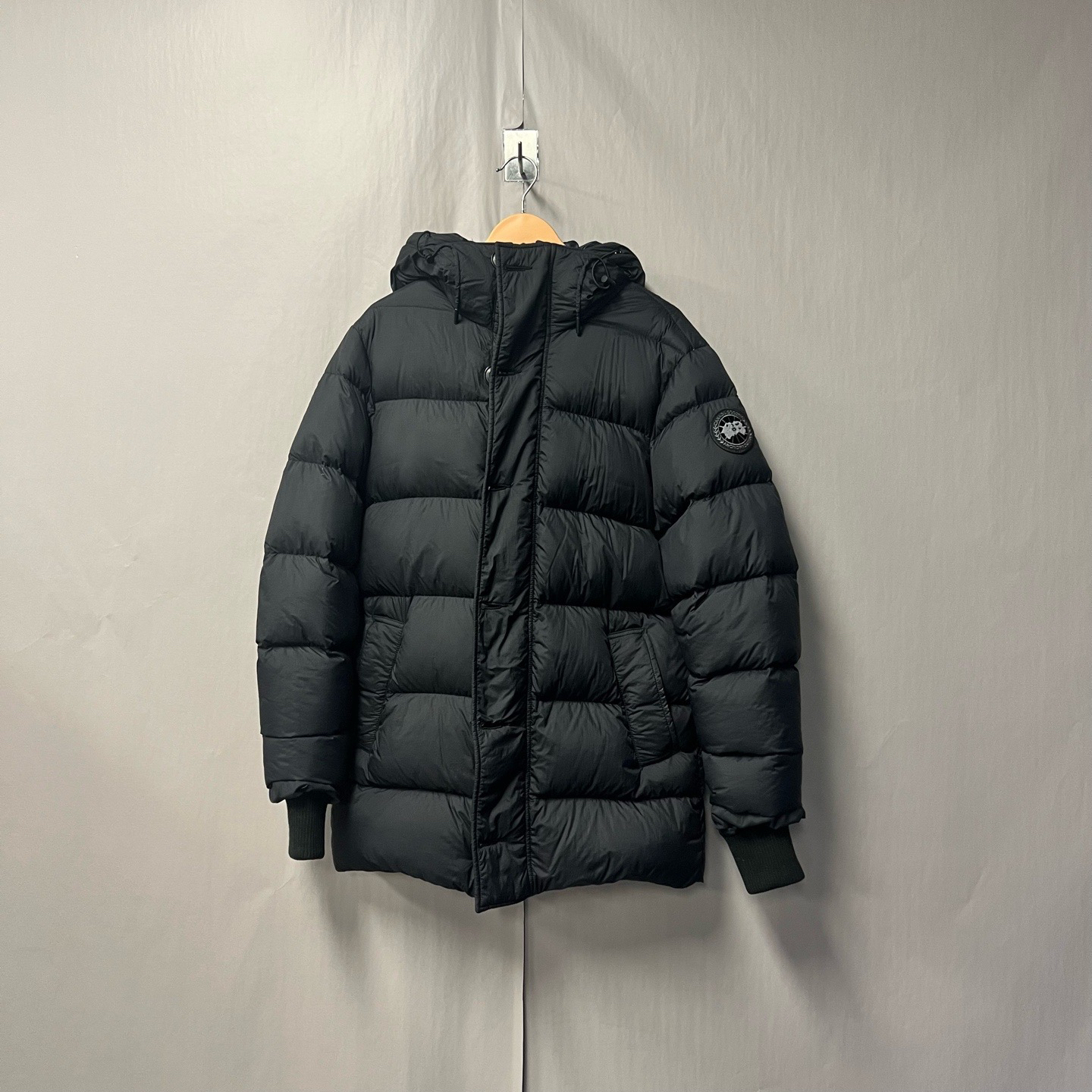 99新 CANADA GOOSE 黑标黑色羽绒服XS码 #3512