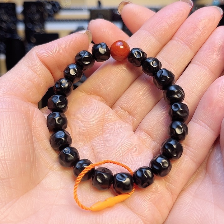 和田玉手链未镶嵌卡10奶酪珠宝级