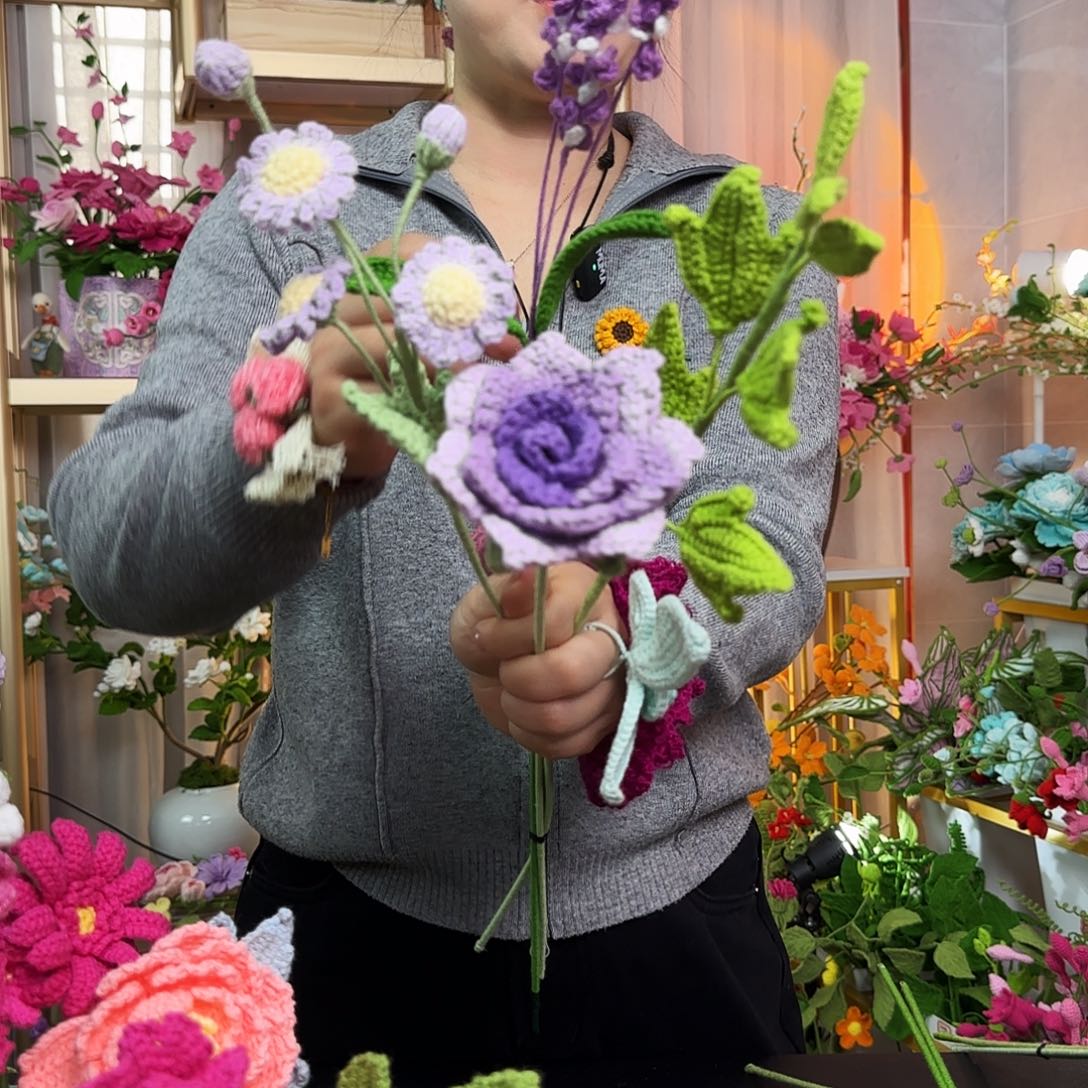 手工钩织设计花束