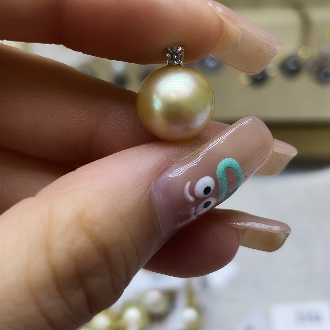 海水珍珠18K金镶嵌颈饰