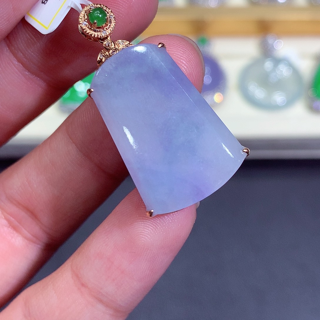 翡翠吊坠(不含链)18K金镶嵌