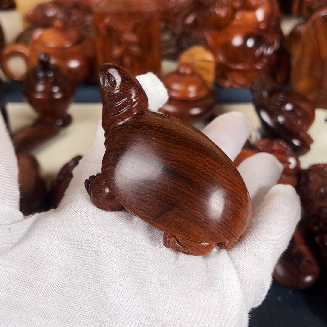 黄花梨/降香黄檀把件把件