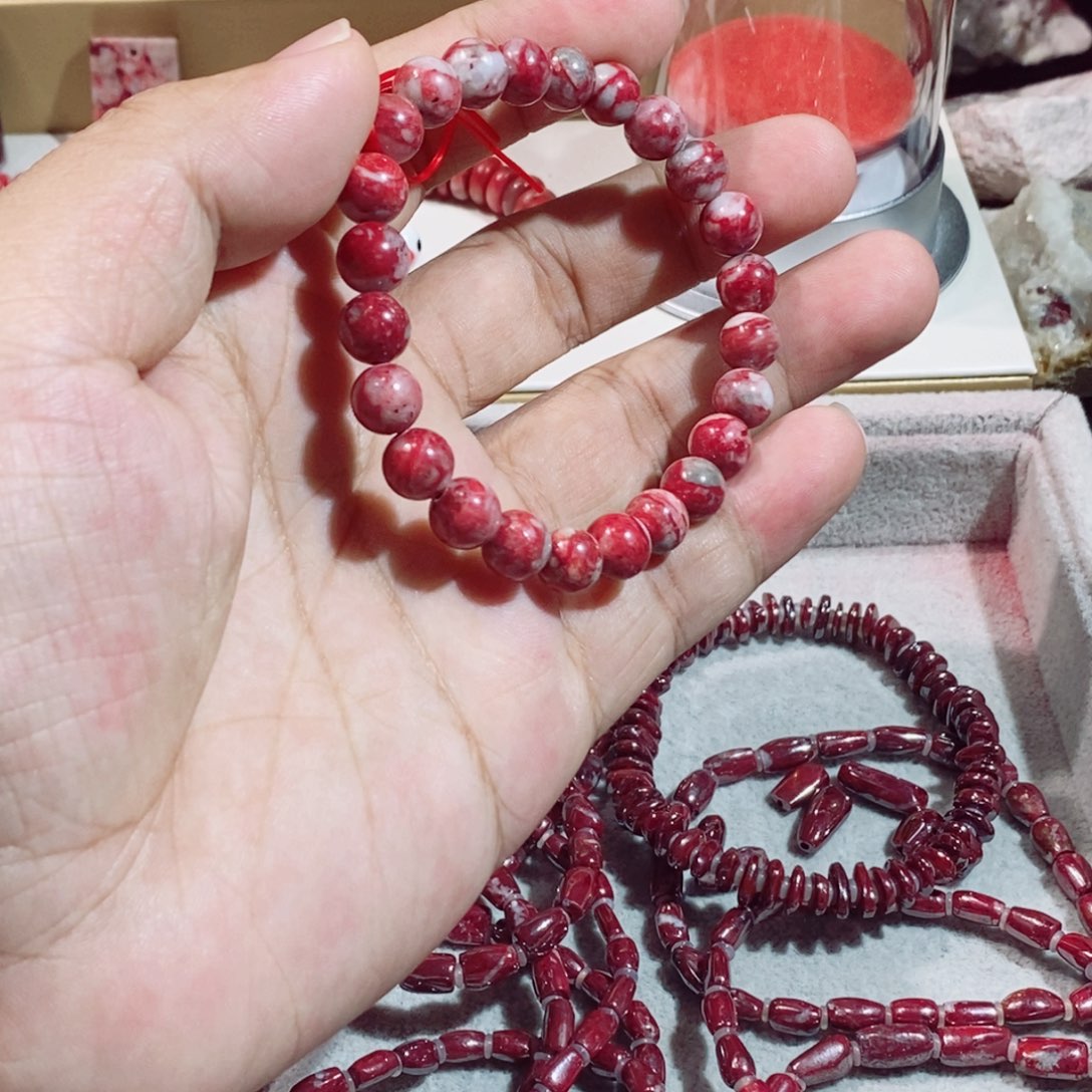 天然辰砂原石手串