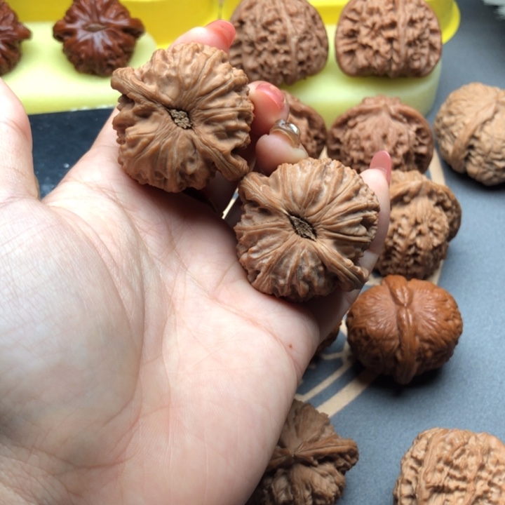 把件文玩核桃41球白全品