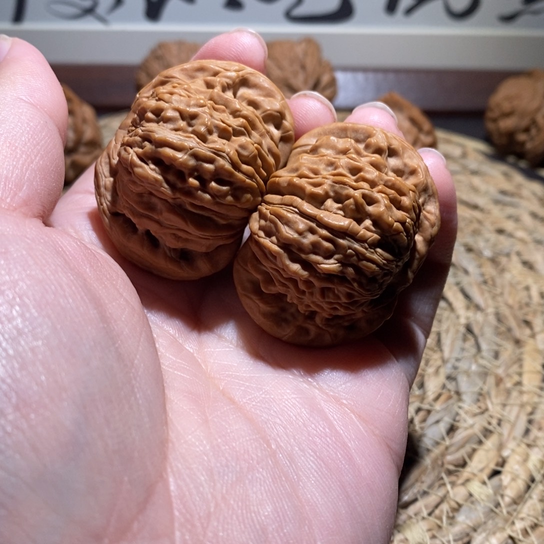 J***吊坠桃核汉高楼全品